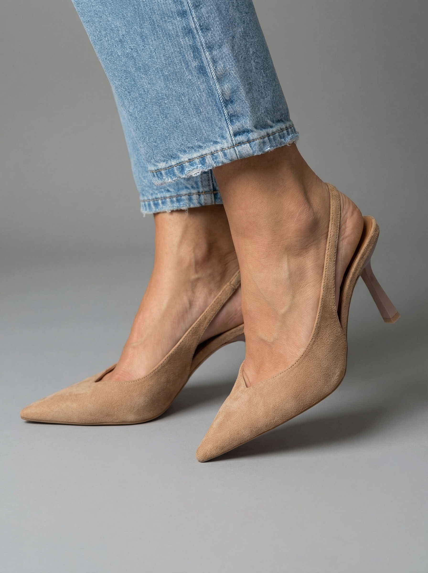 Essenziale Nude – Slingback per Tutti i Giorni